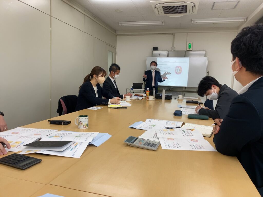 グロウセラム
株式会社リフレ